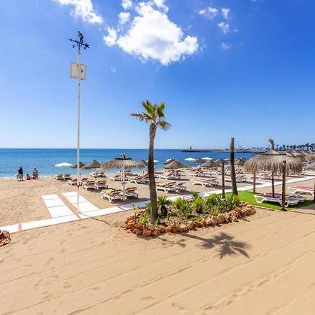 Carihuela Front Beach 토레몰리노스 외부 사진